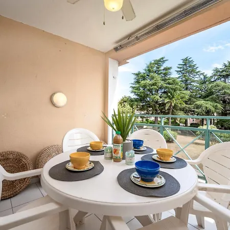 Francia-5 By Interhome *