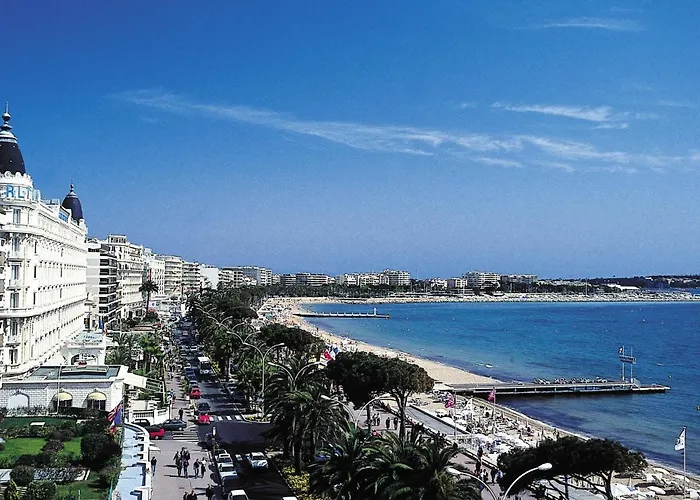 Francia-5 By Interhome